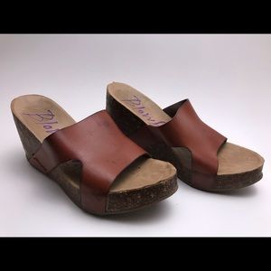 Platform wedge sandals